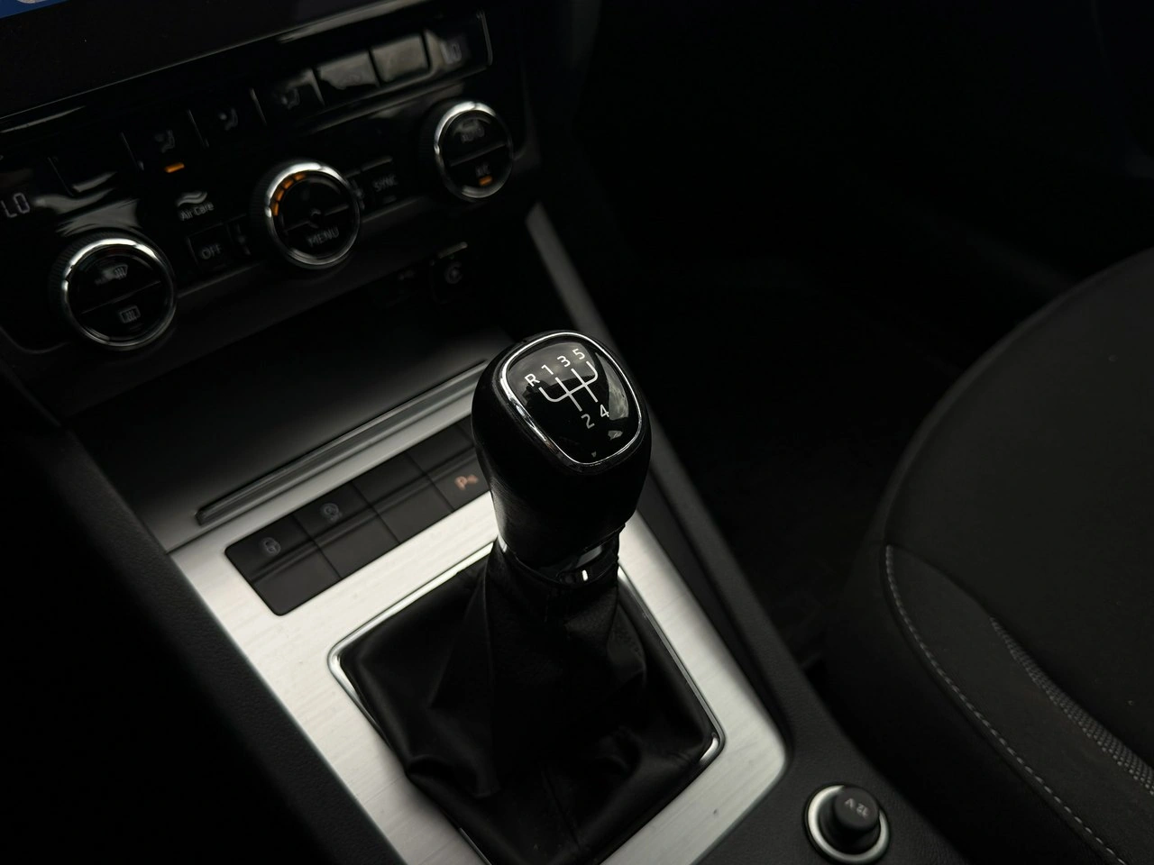 Skoda Octavia - Zdjęcie 27