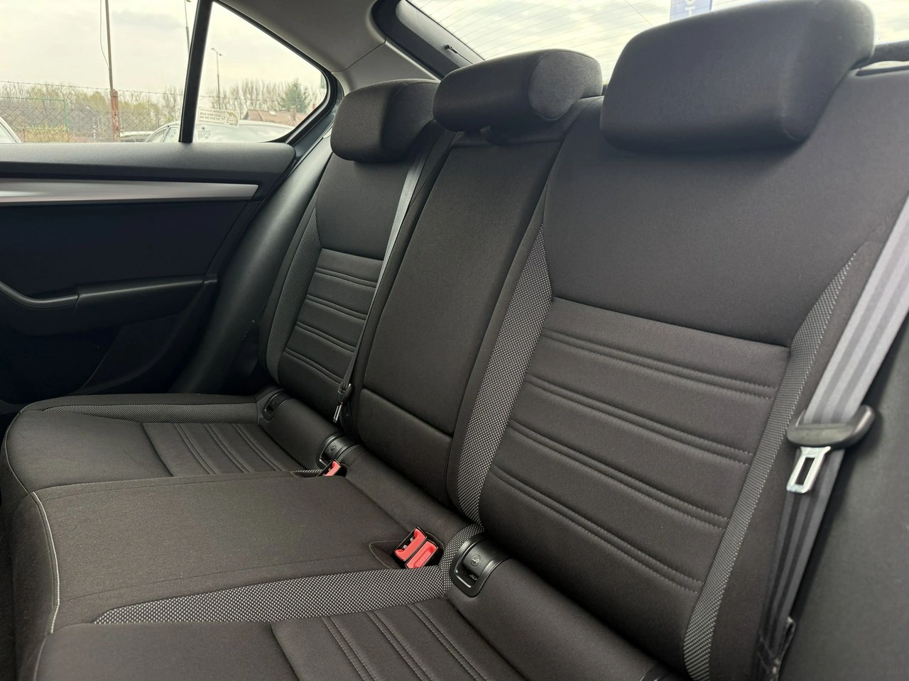 Skoda Octavia - Zdjęcie 32