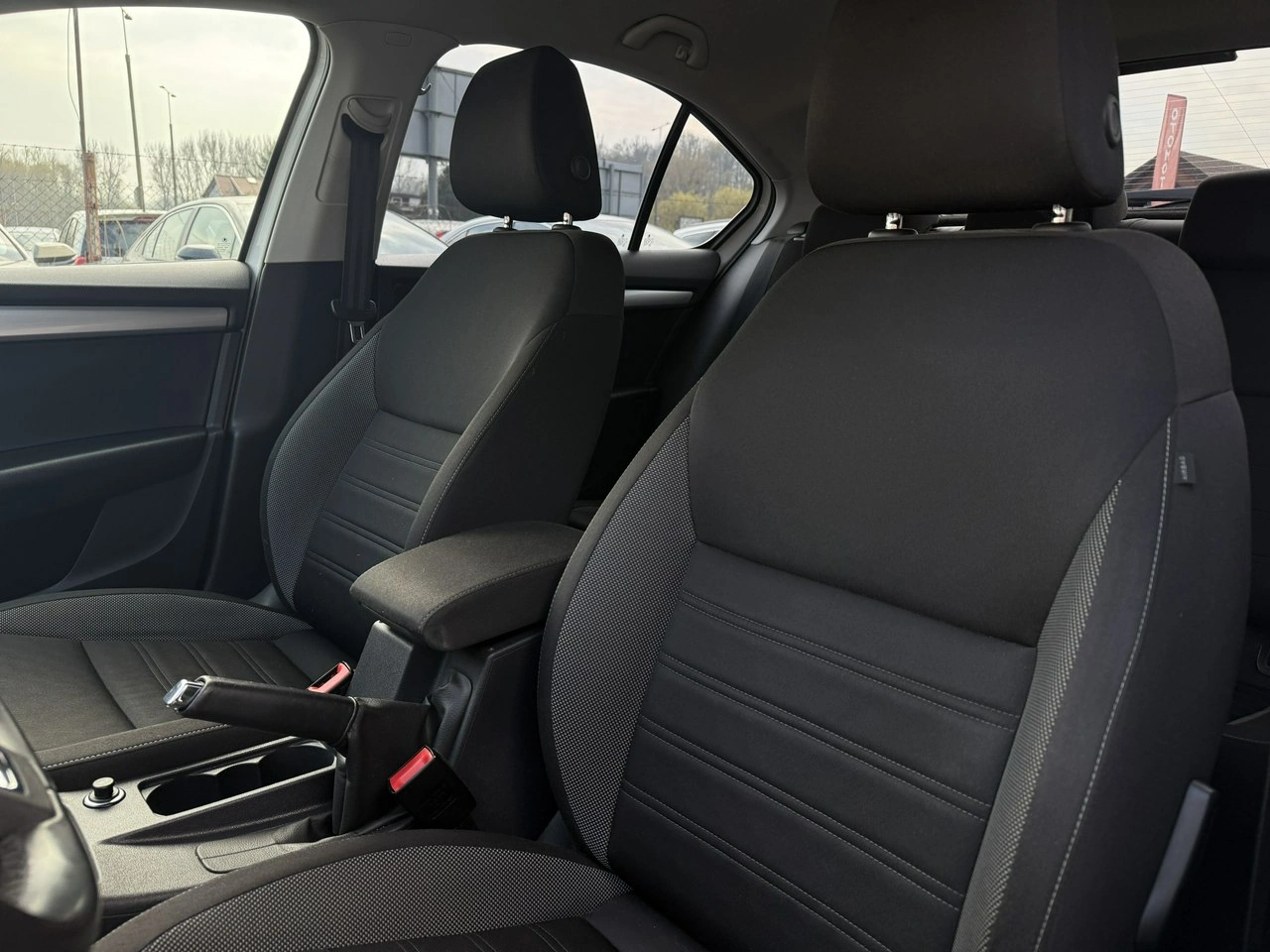 Skoda Octavia - Zdjęcie 9