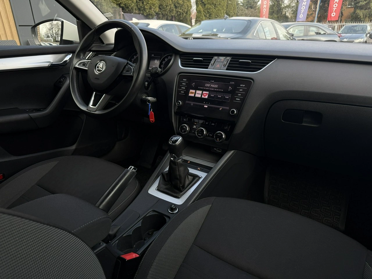 Skoda Octavia - Zdjęcie 13