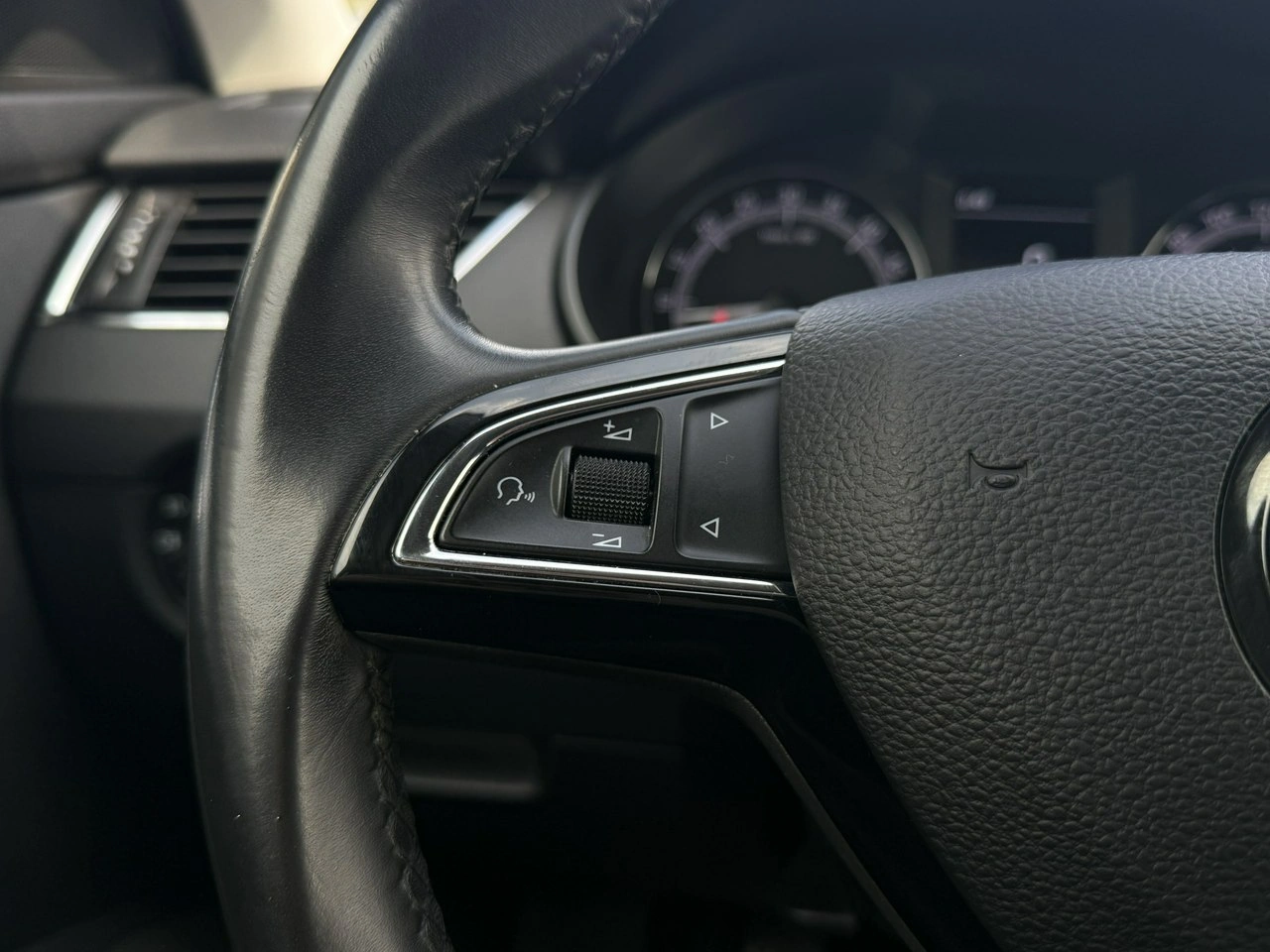 Skoda Octavia - Zdjęcie 16