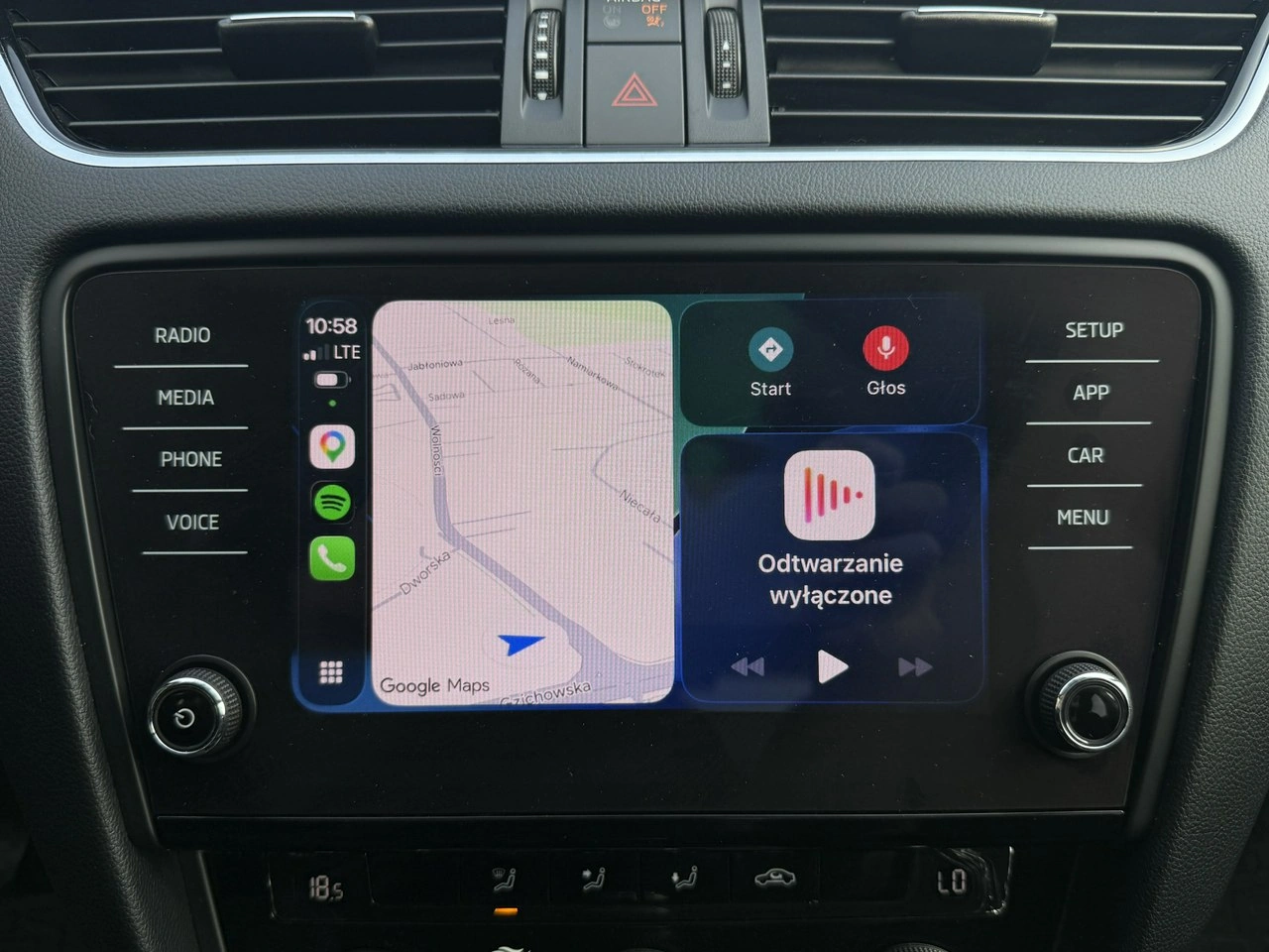 Skoda Octavia - Zdjęcie 22