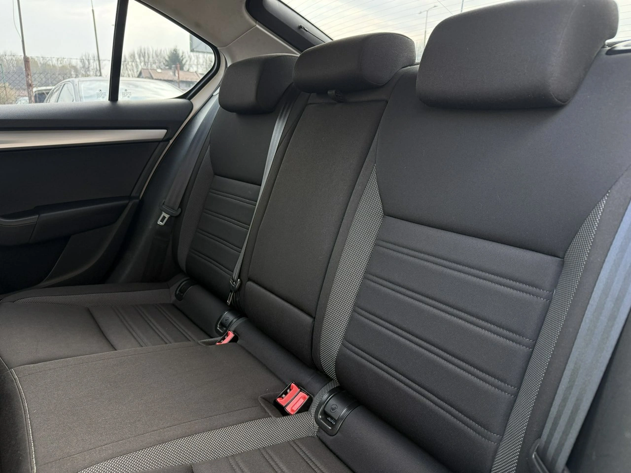 Skoda Octavia - Zdjęcie 30