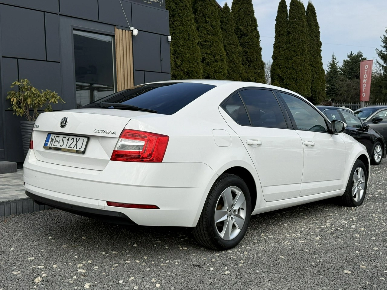 Skoda Octavia - Zdjęcie 8