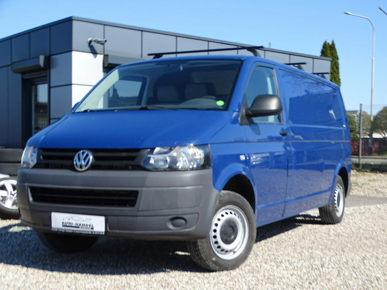 Volkswagen Transporter - Główne zdjęcie