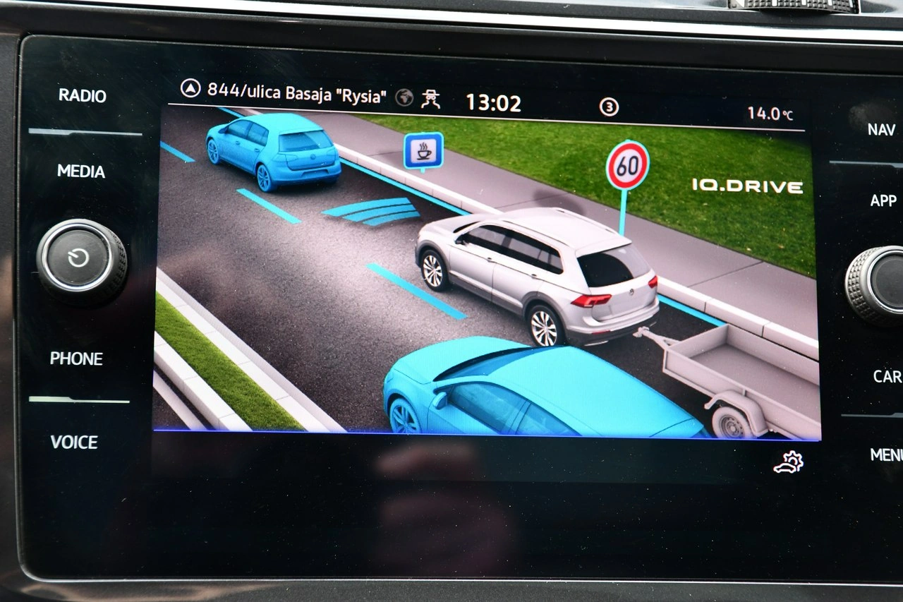 Volkswagen Tiguan - Zdjęcie 2