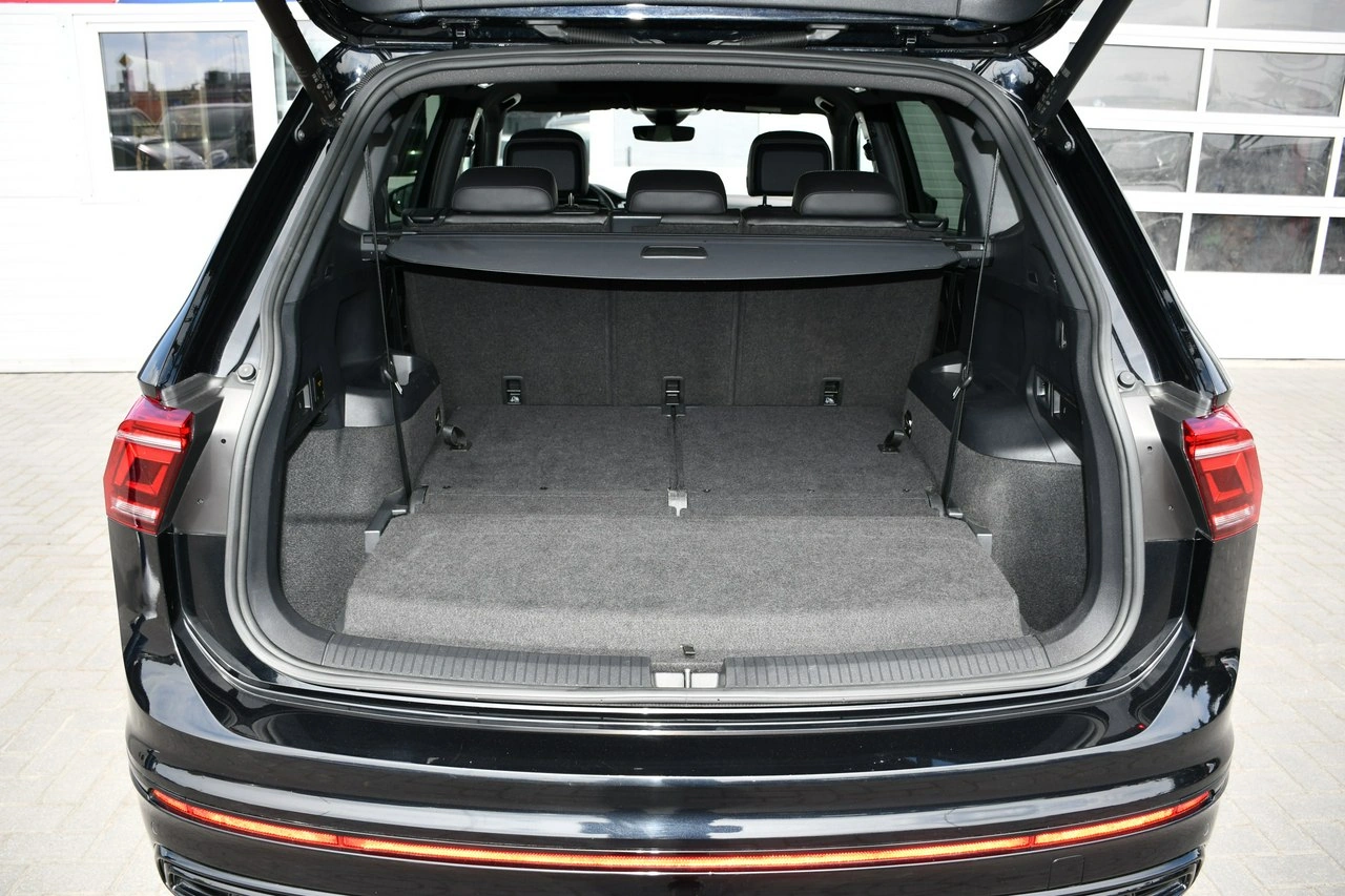 Volkswagen Tiguan - Zdjęcie 38