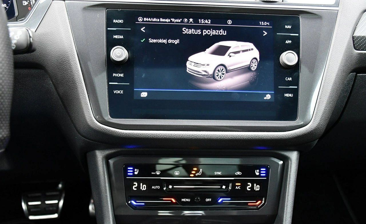 Volkswagen Tiguan - Zdjęcie 23