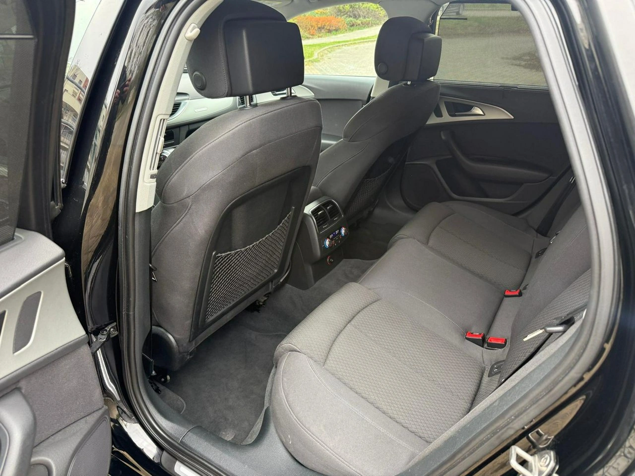 Audi A6 - Zdjęcie 14