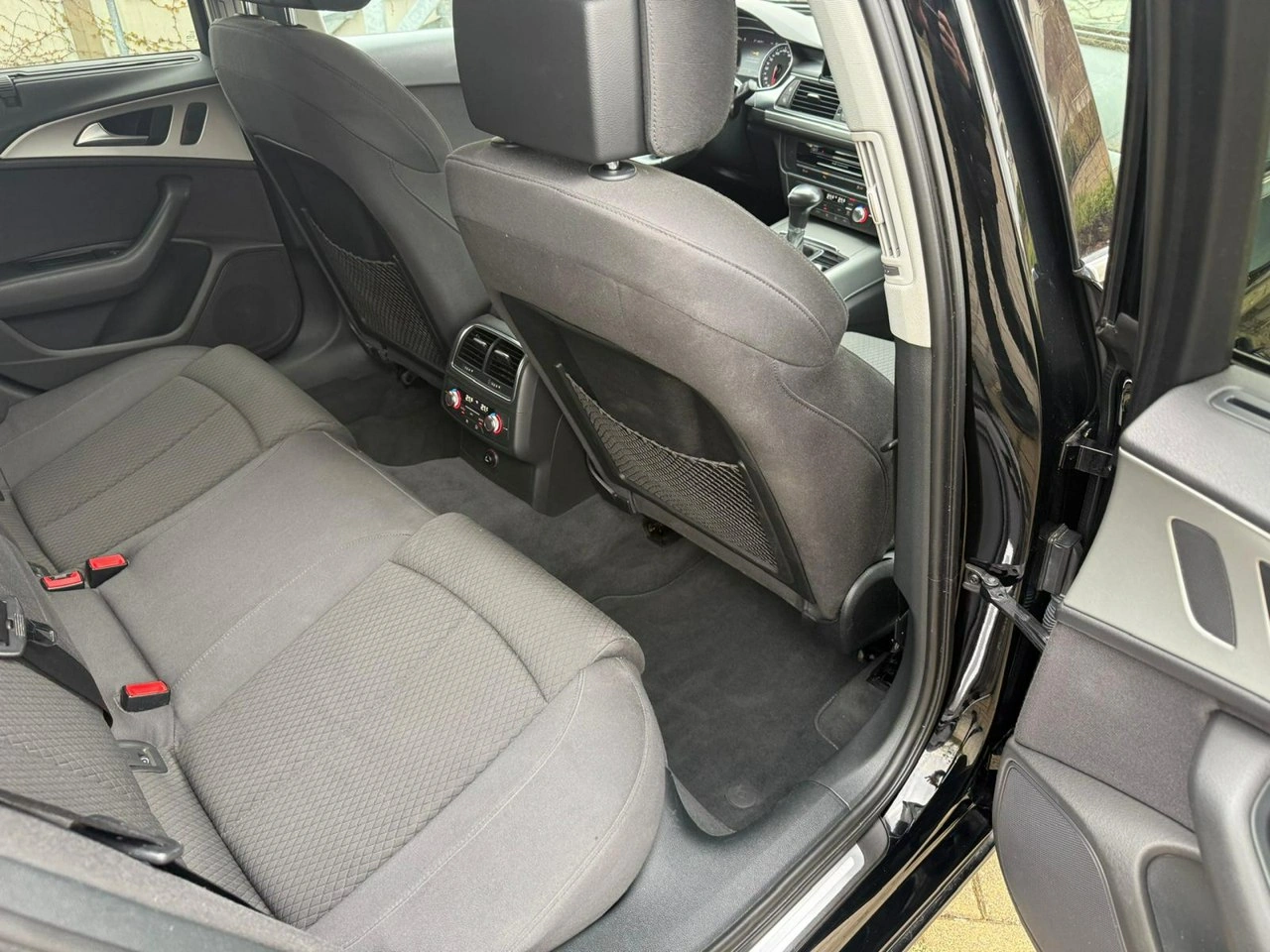 Audi A6 - Zdjęcie 13