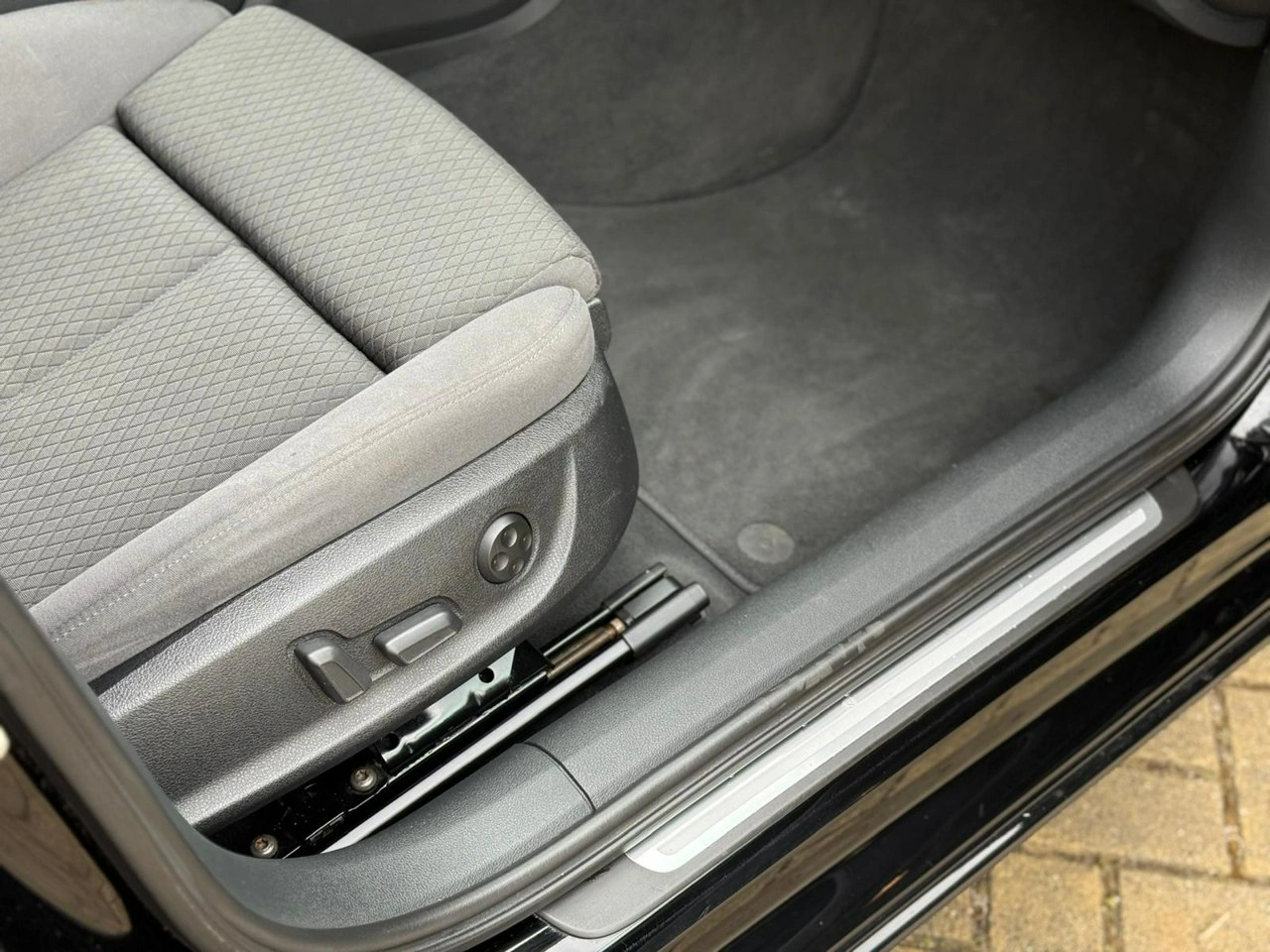 Audi A6 - Zdjęcie 17