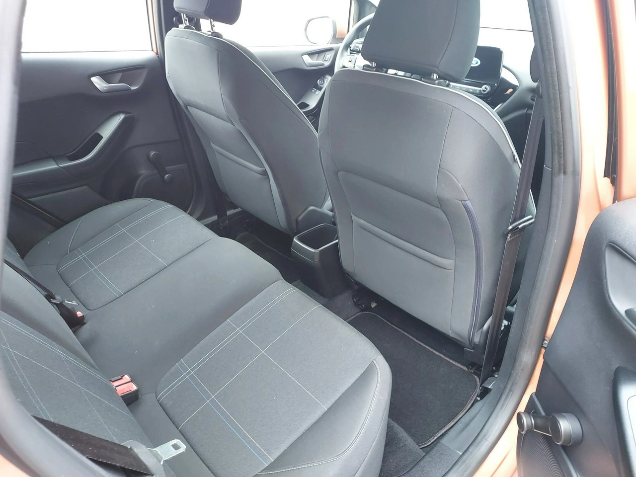 Ford Fiesta - Zdjęcie 11