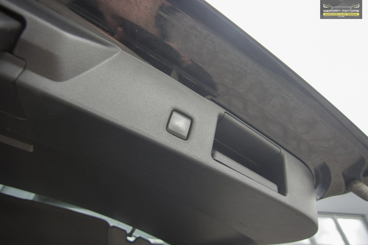 Ford Kuga - Zdjęcie 29