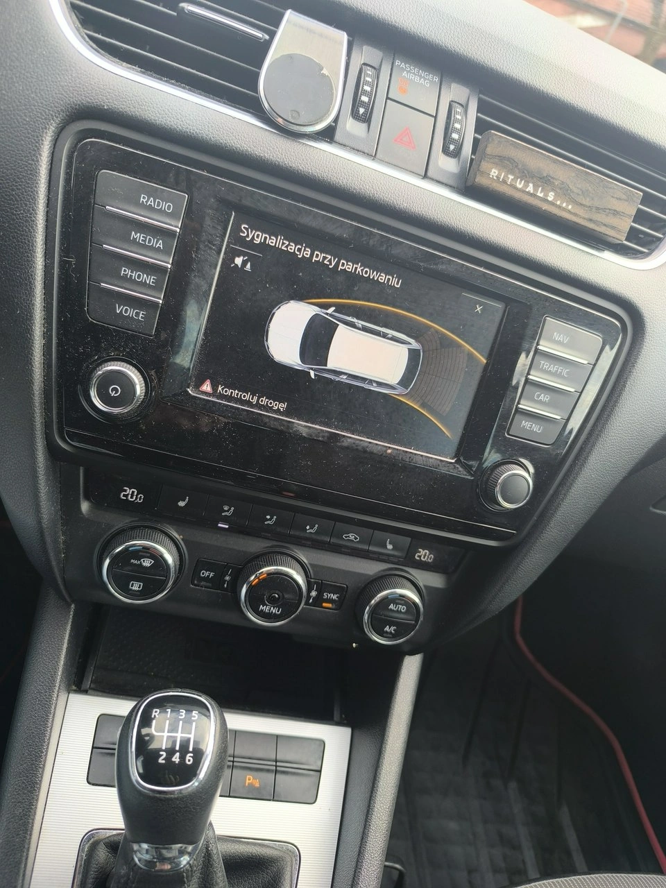 Skoda Octavia - Zdjęcie 15