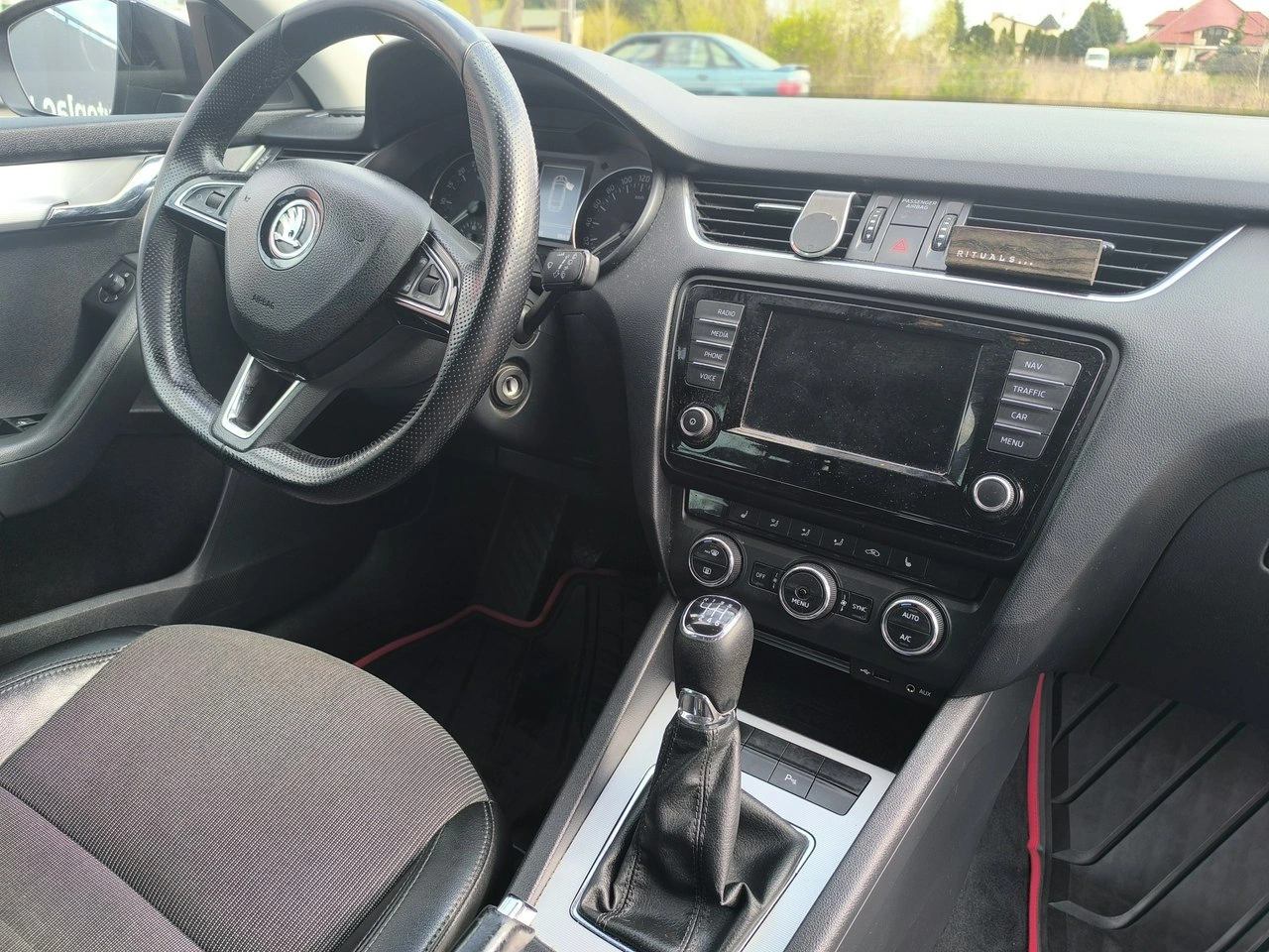 Skoda Octavia - Zdjęcie 22