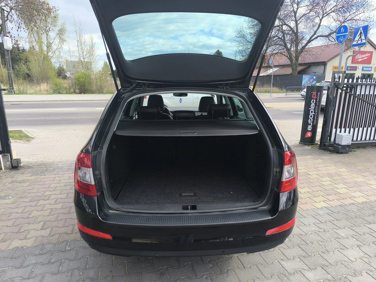 Skoda Octavia - Zdjęcie 25