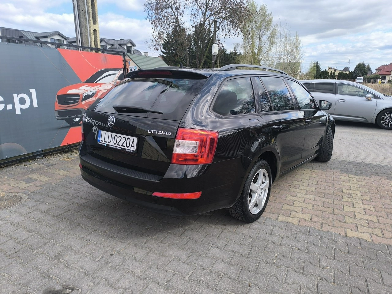 Skoda Octavia - Zdjęcie 4
