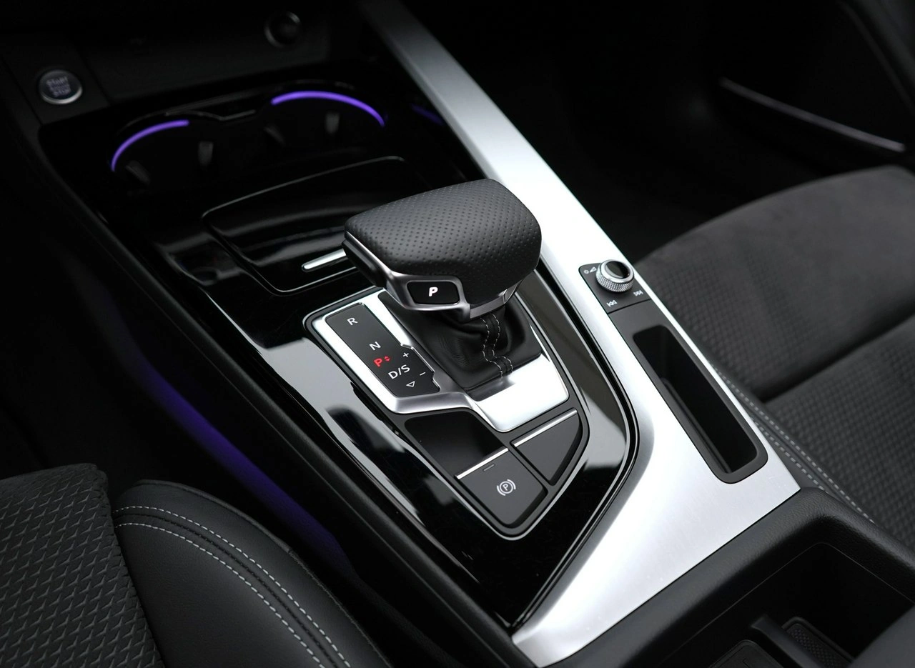 Audi A4 - Zdjęcie 21