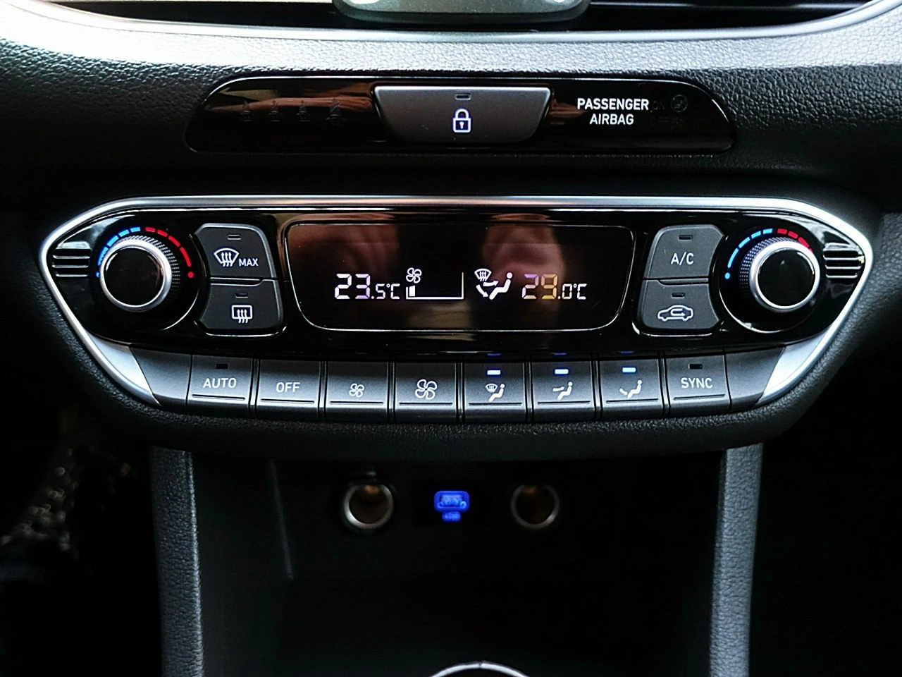 Hyundai i30 - Zdjęcie 17