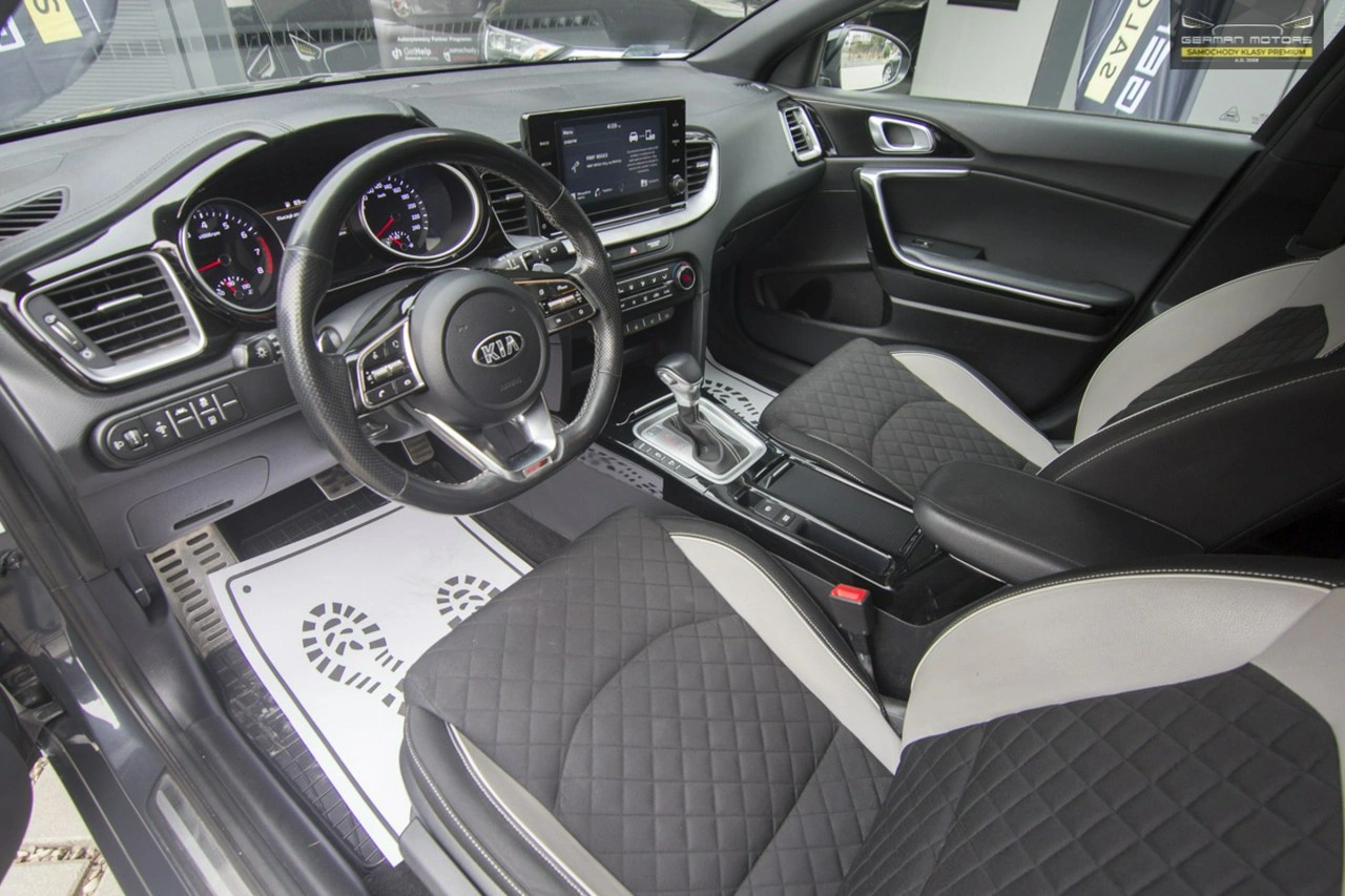 Kia Pro Cee'd - Zdjęcie 25