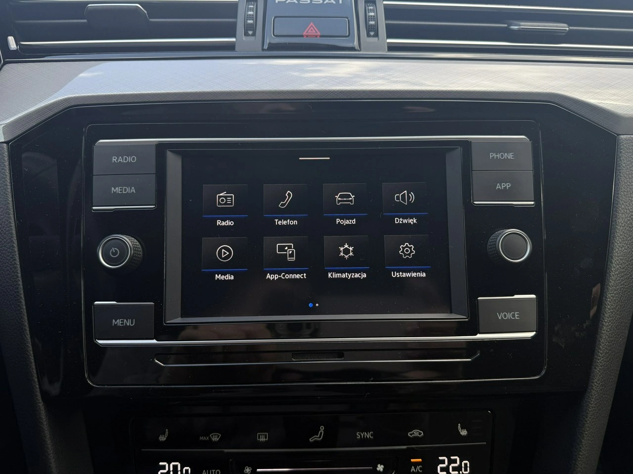 Volkswagen Passat - Zdjęcie 15