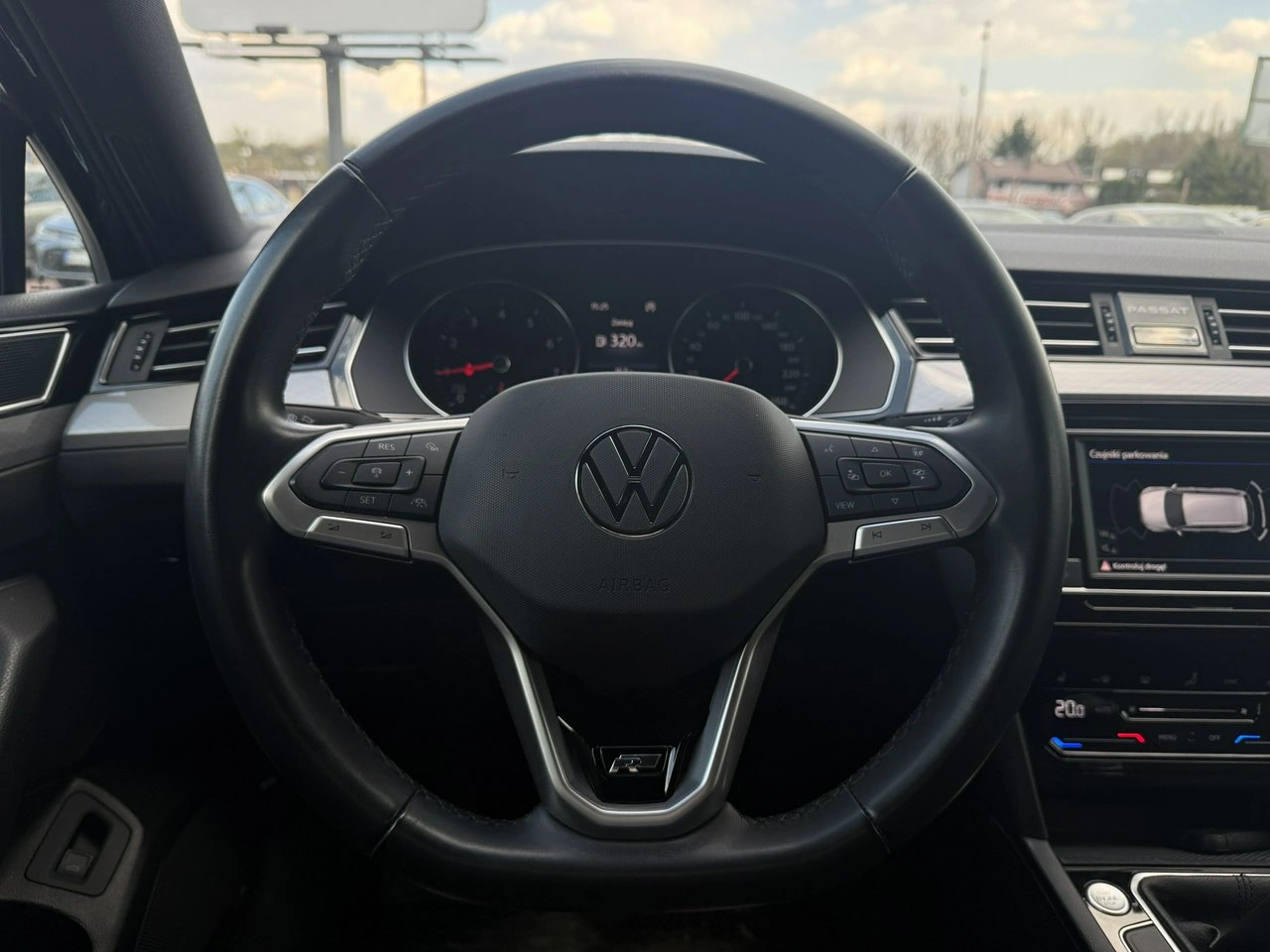 Volkswagen Passat - Zdjęcie 8