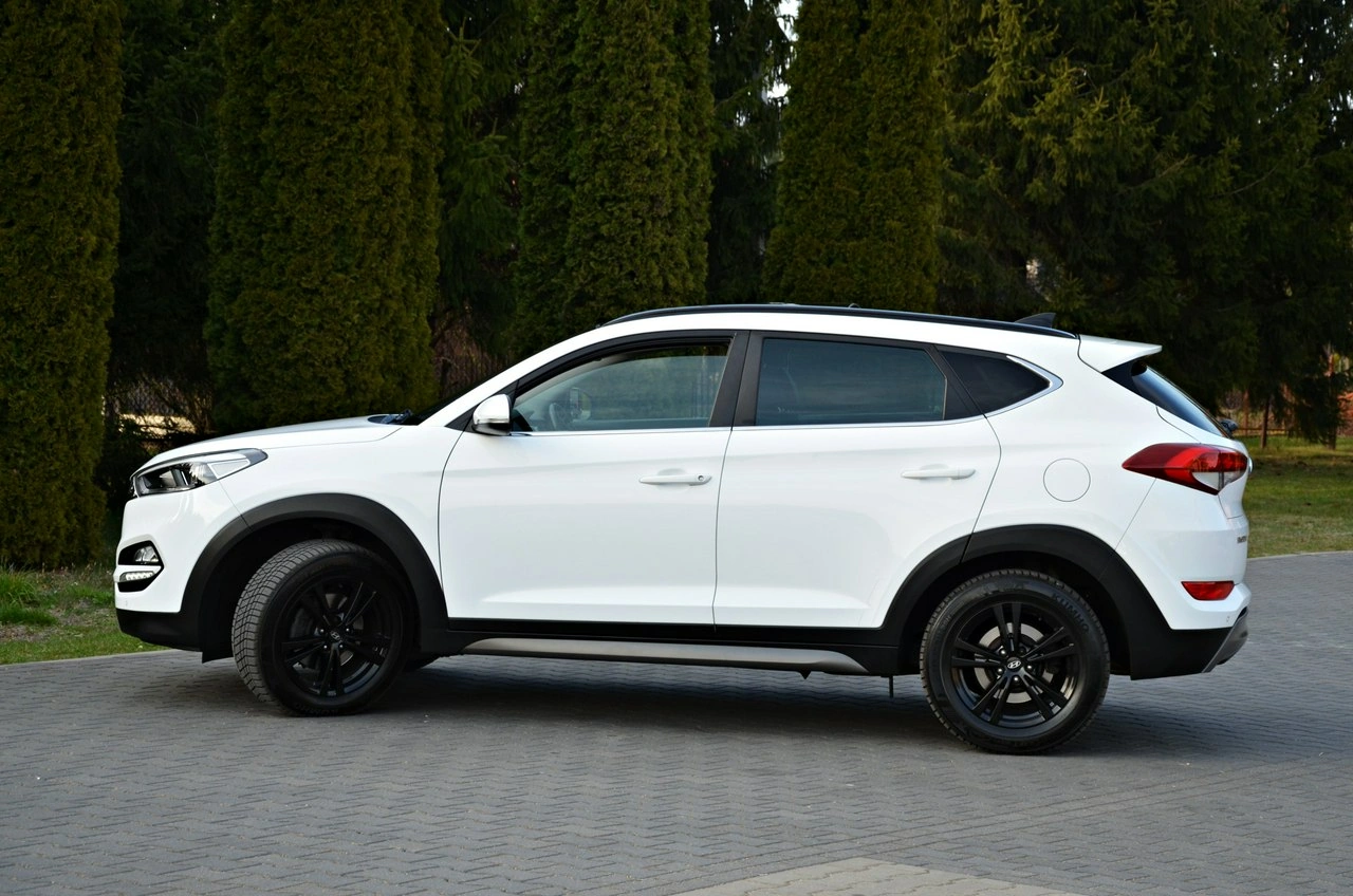Hyundai Tucson - Zdjęcie 22