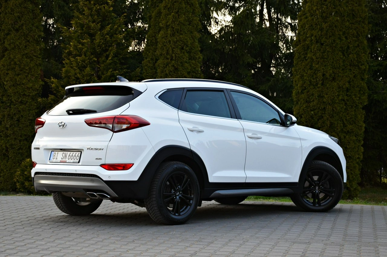 Hyundai Tucson - Zdjęcie 23