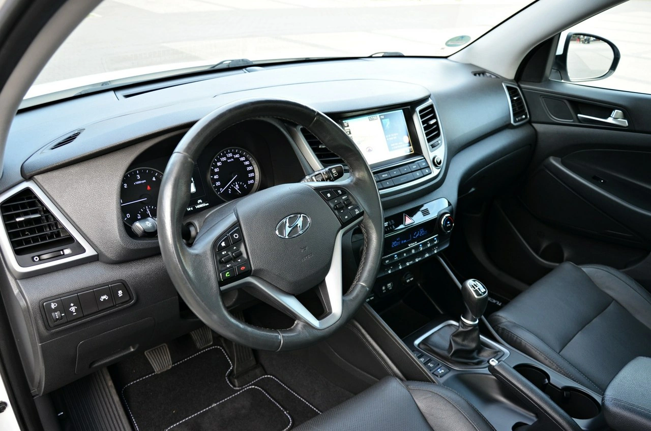 Hyundai Tucson - Zdjęcie 28
