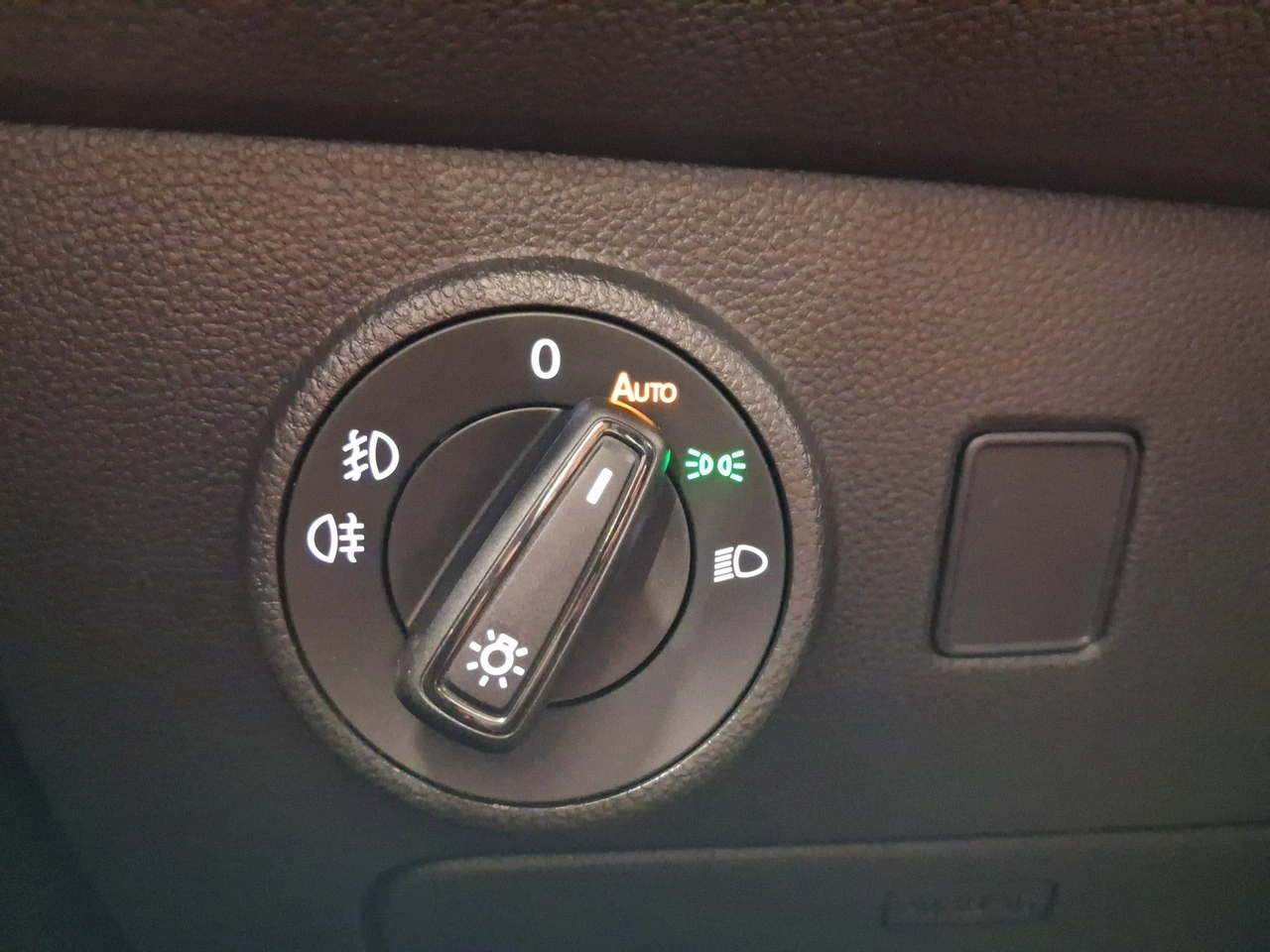 Cupra Ateca - Zdjęcie 37