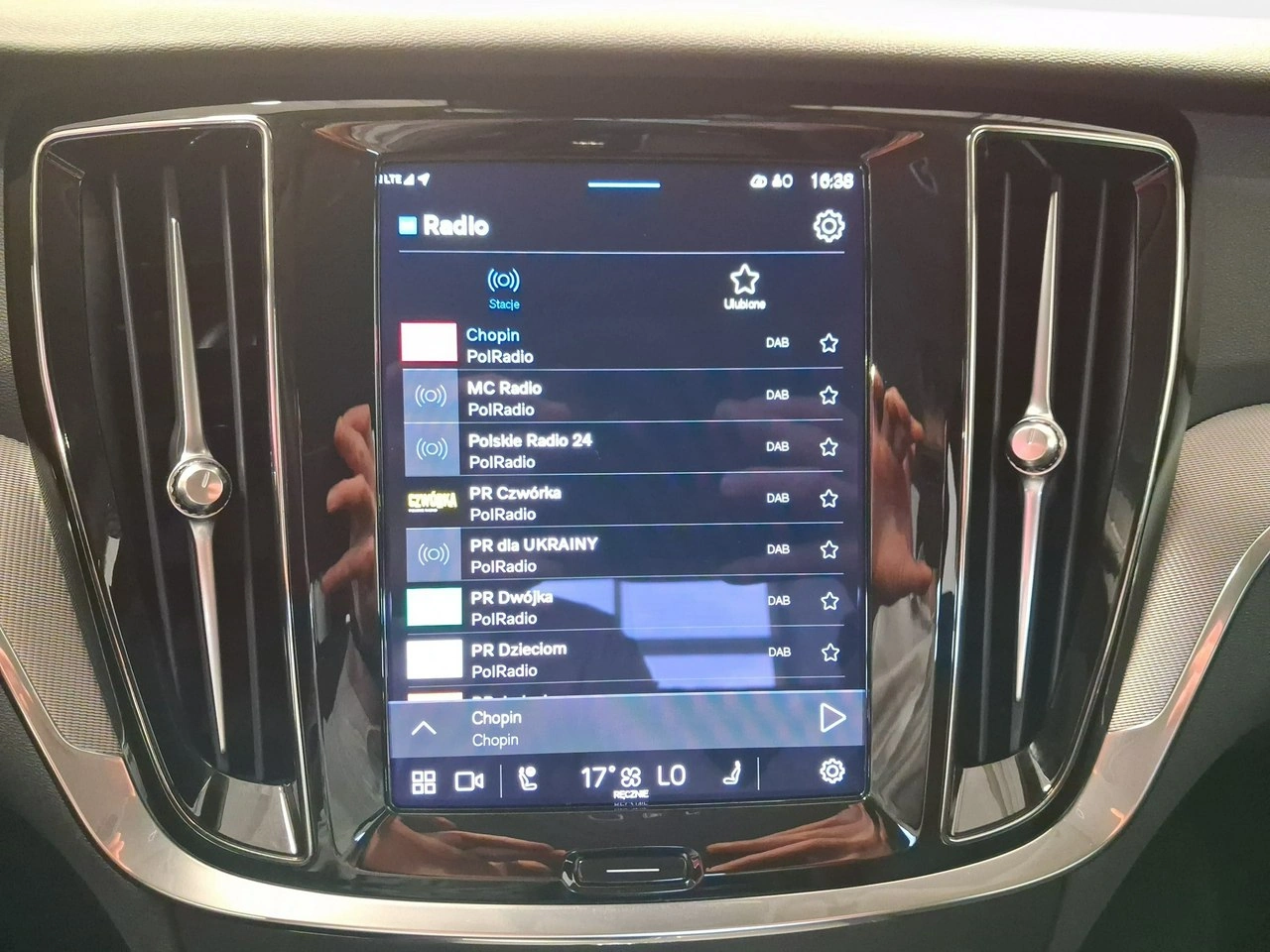 Volvo S60 - Zdjęcie 28