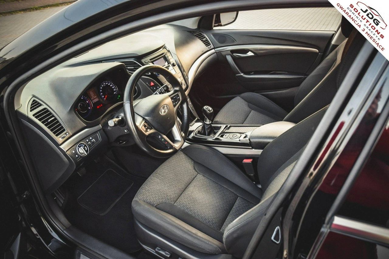 Hyundai i40 - Zdjęcie 16