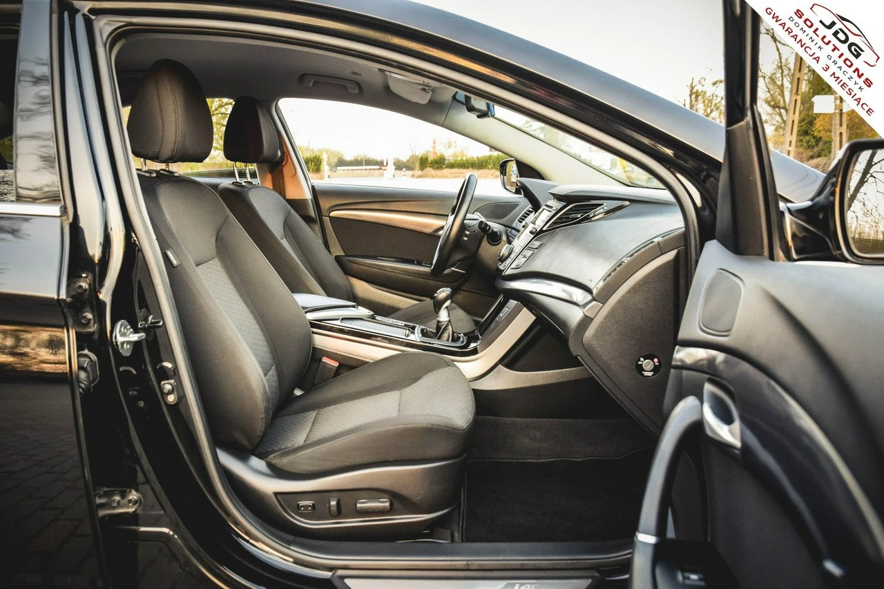 Hyundai i40 - Zdjęcie 24