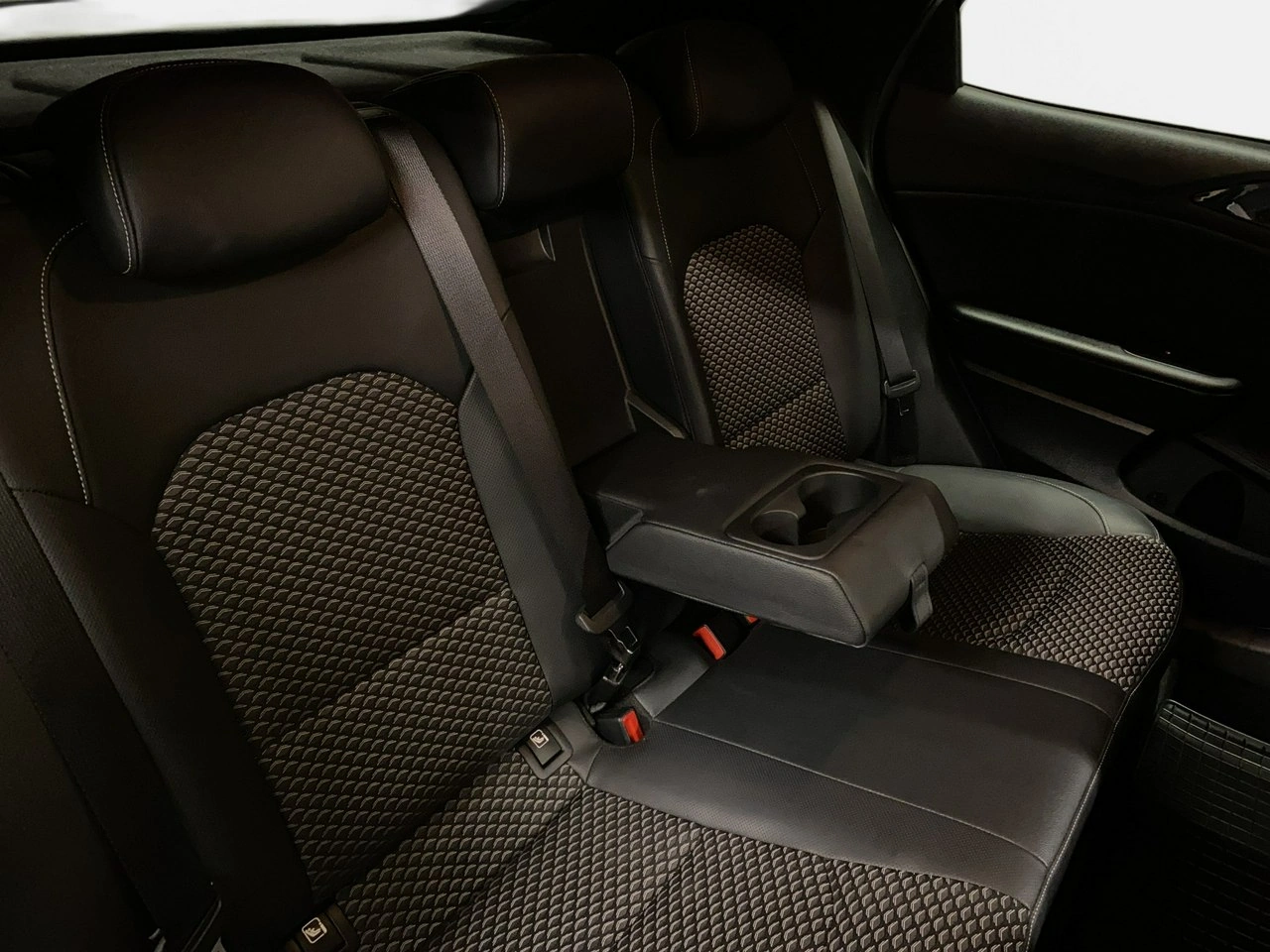 Kia XCeed - Zdjęcie 15