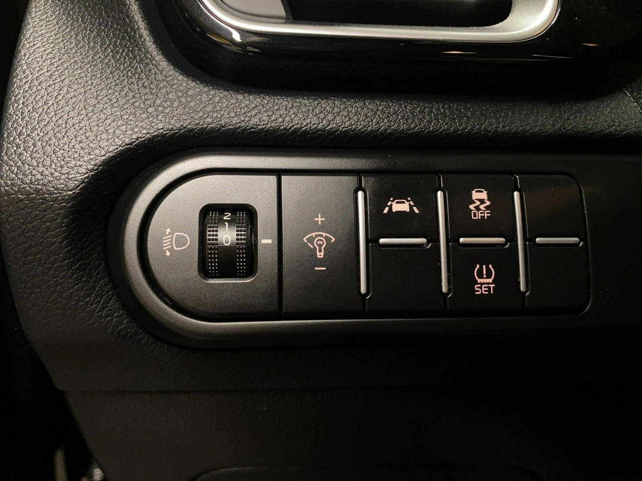 Kia XCeed - Zdjęcie 37