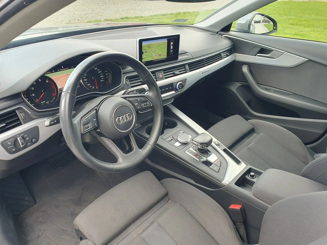 Audi A4 - Zdjęcie 17
