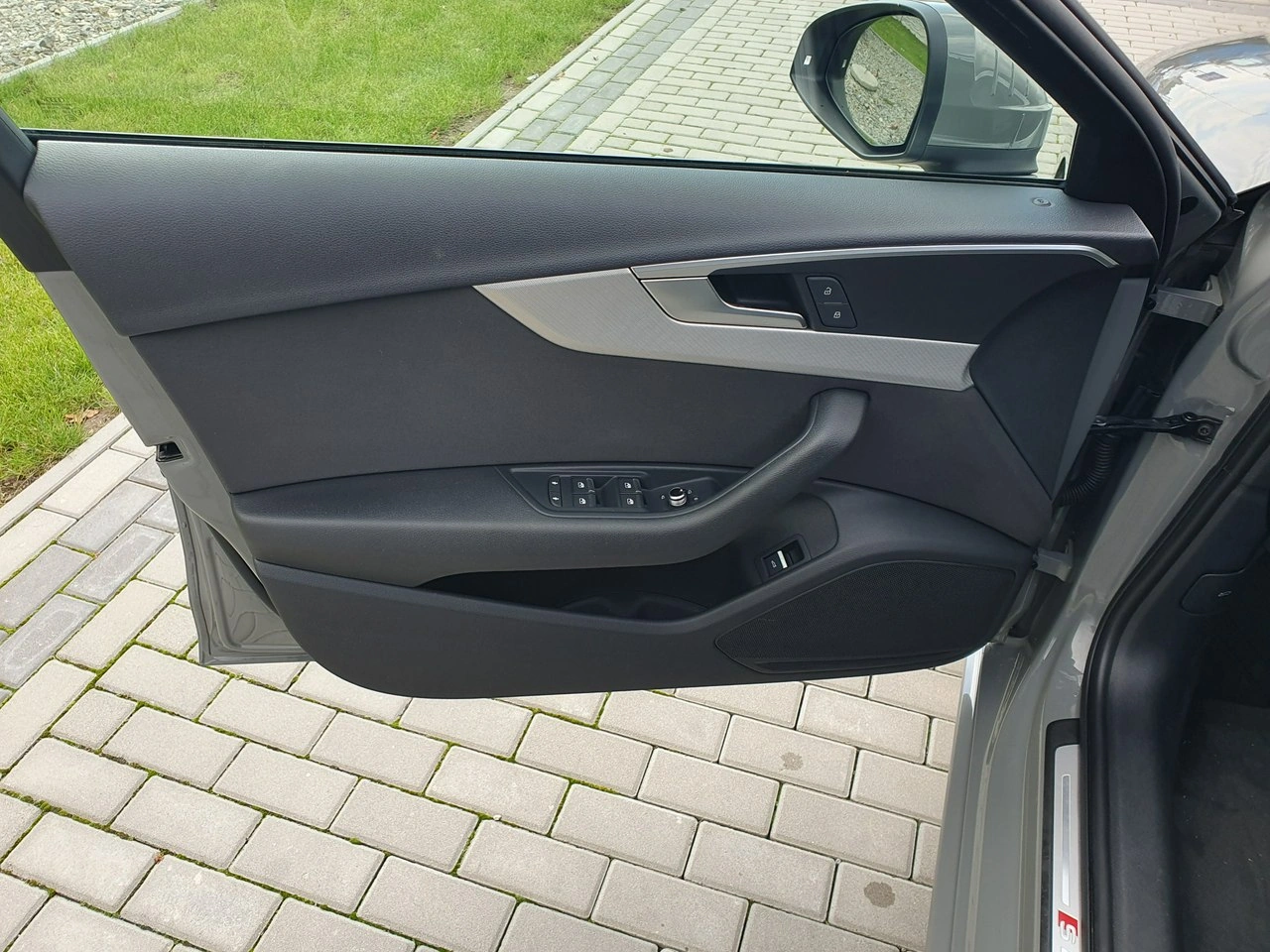 Audi A4 - Zdjęcie 19