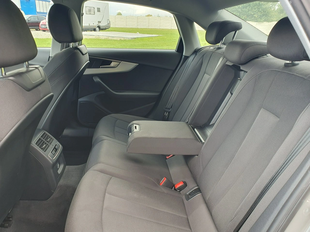 Audi A4 - Zdjęcie 20