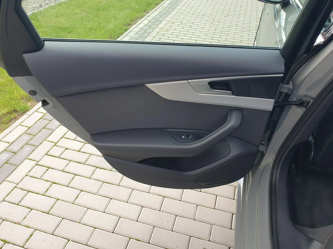 Audi A4 - Zdjęcie 21