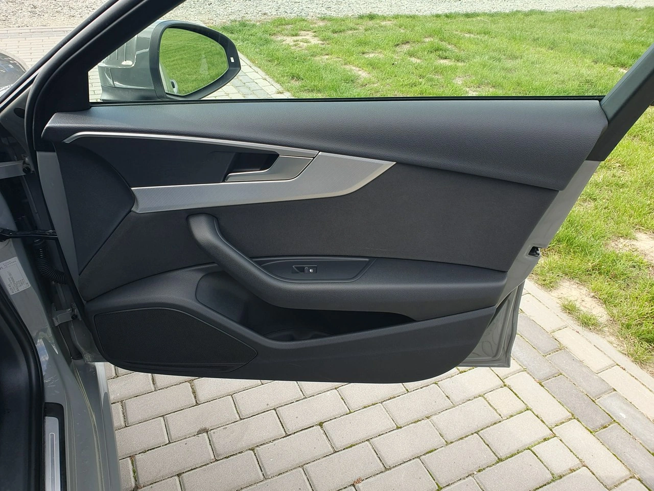 Audi A4 - Zdjęcie 24