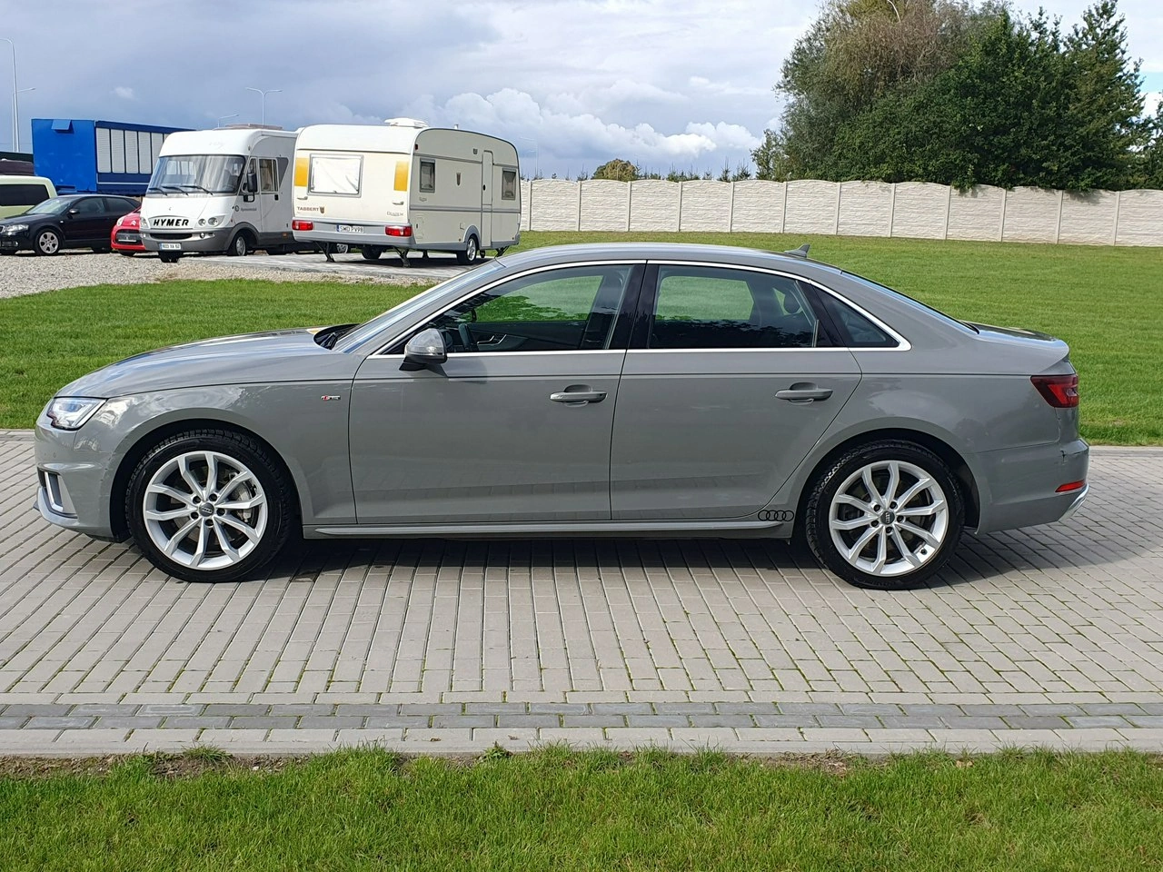Audi A4 - Zdjęcie 2