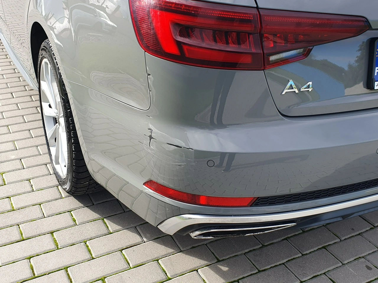 Audi A4 - Zdjęcie 35