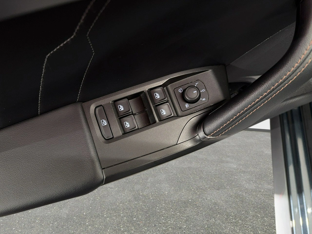 Cupra Leon Sportstourer - Zdjęcie 34