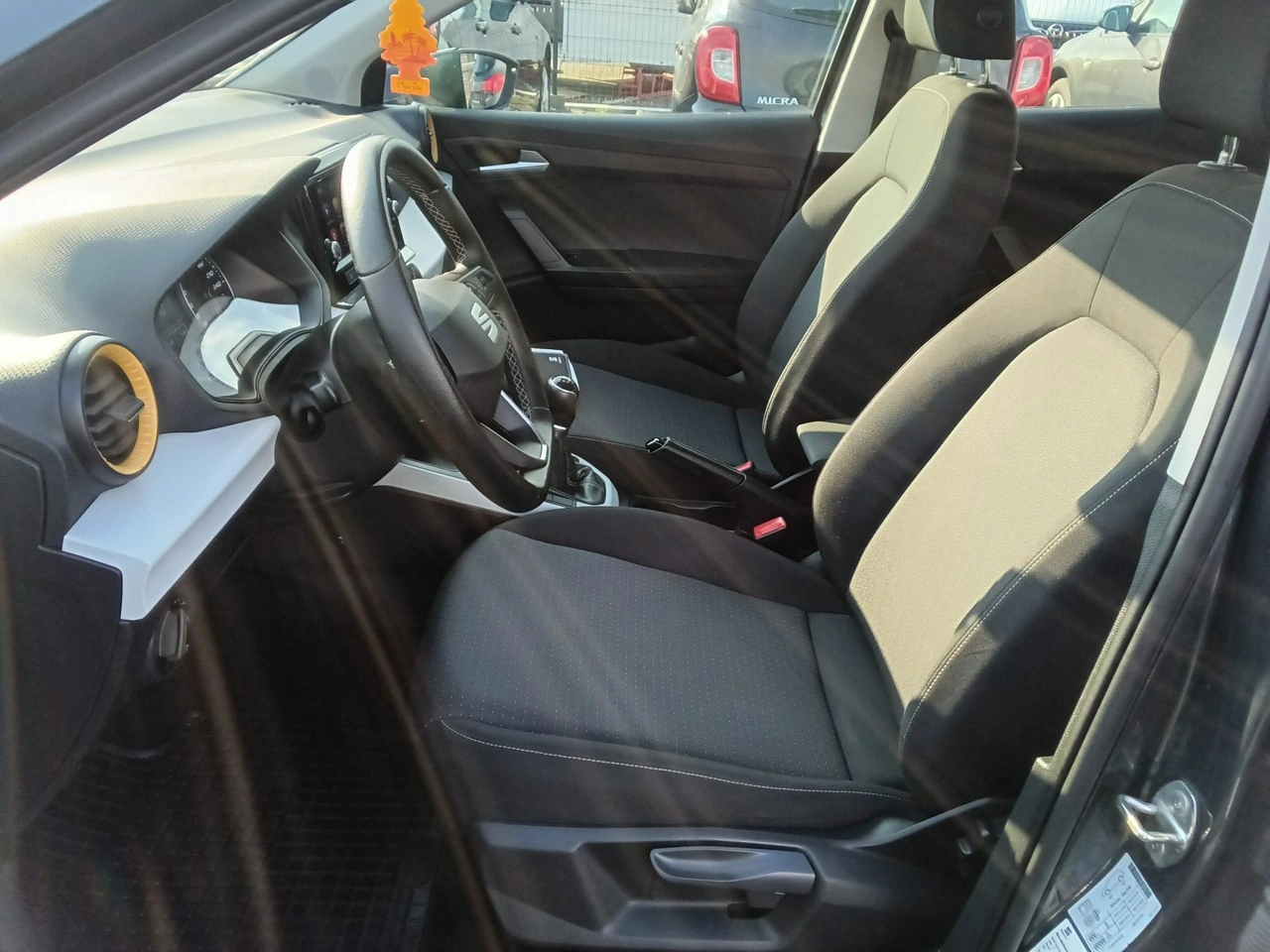 Seat Arona - Zdjęcie 13