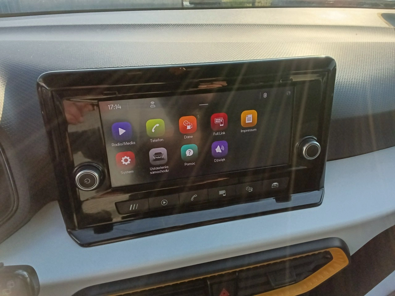 Seat Arona - Zdjęcie 17