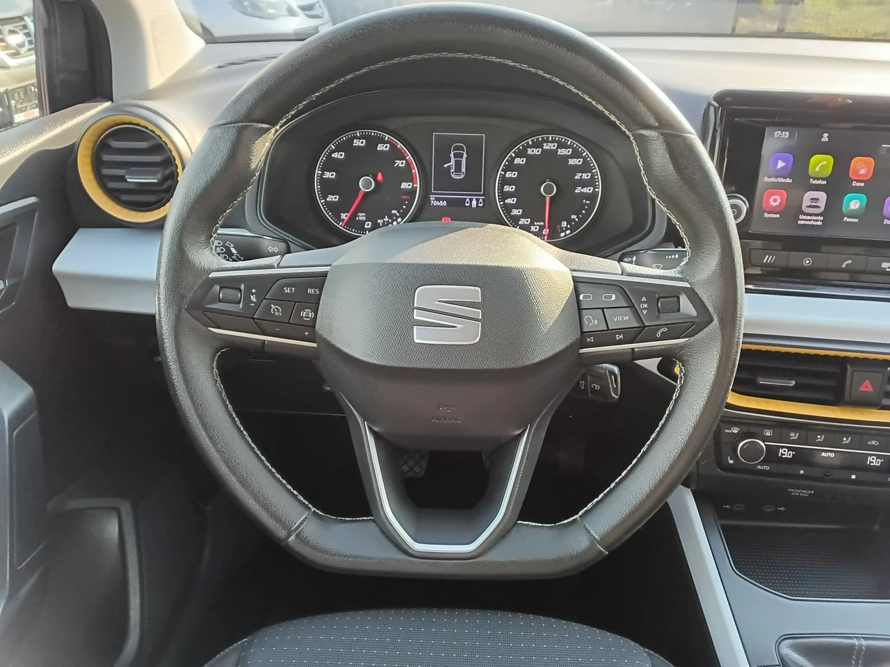 Seat Arona - Zdjęcie 23