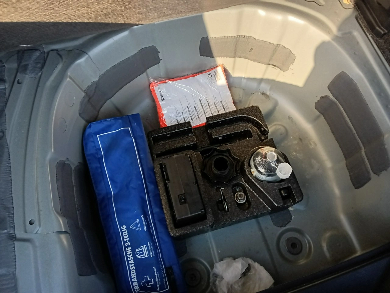 Seat Arona - Zdjęcie 34