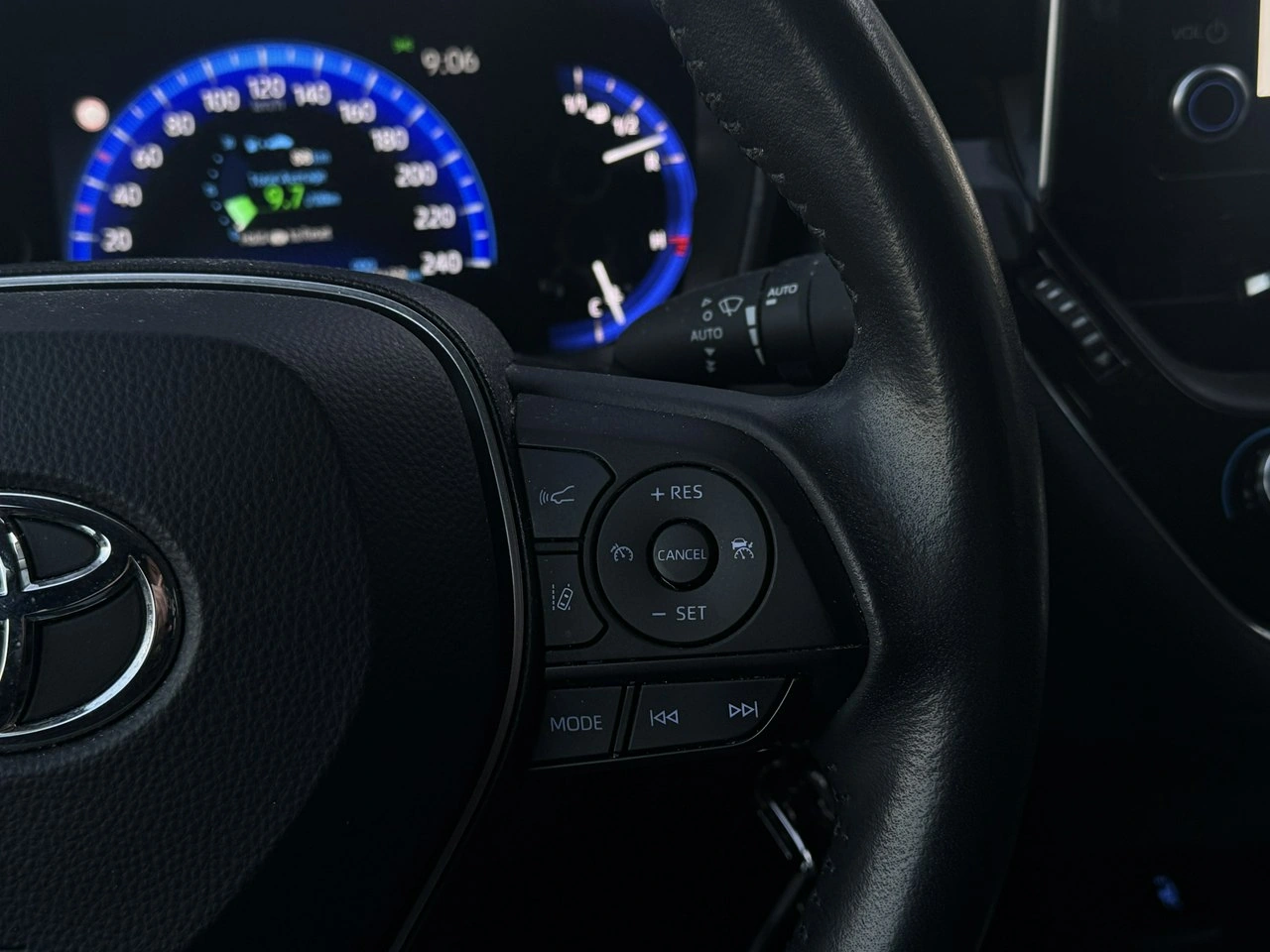 Toyota Corolla - Zdjęcie 11