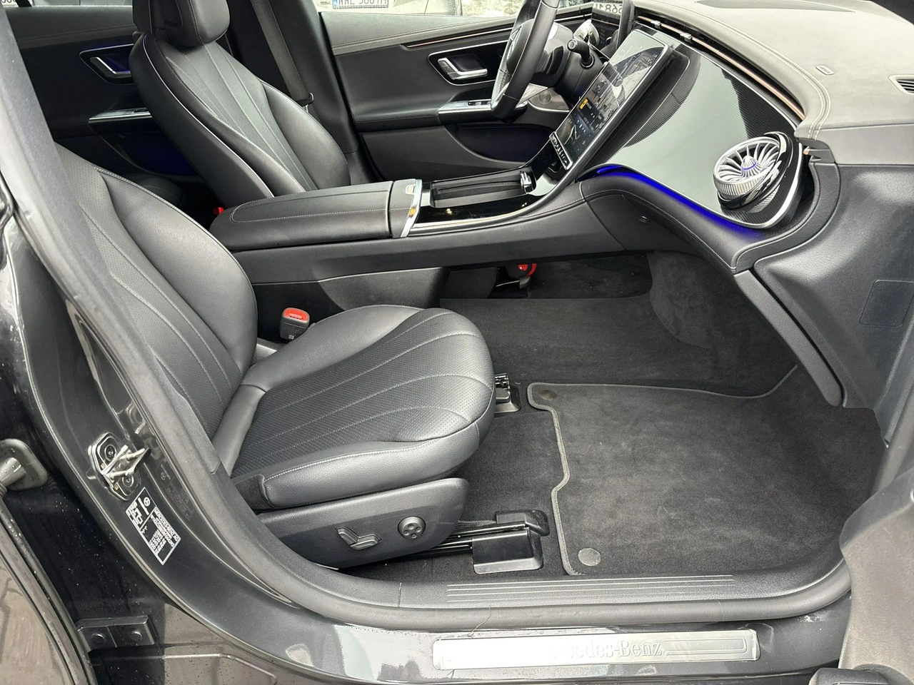 Mercedes EQE - Zdjęcie 15