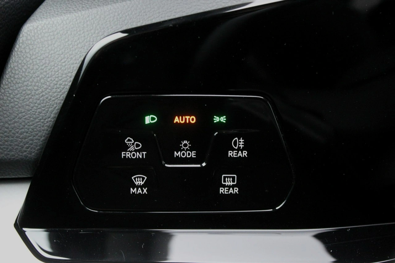 Volkswagen Golf Variant - Zdjęcie 22